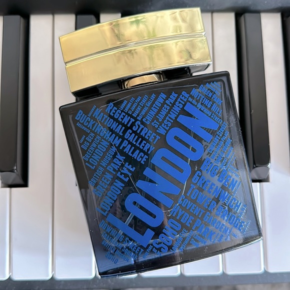 English Laundry - London - Picture 2 of 4